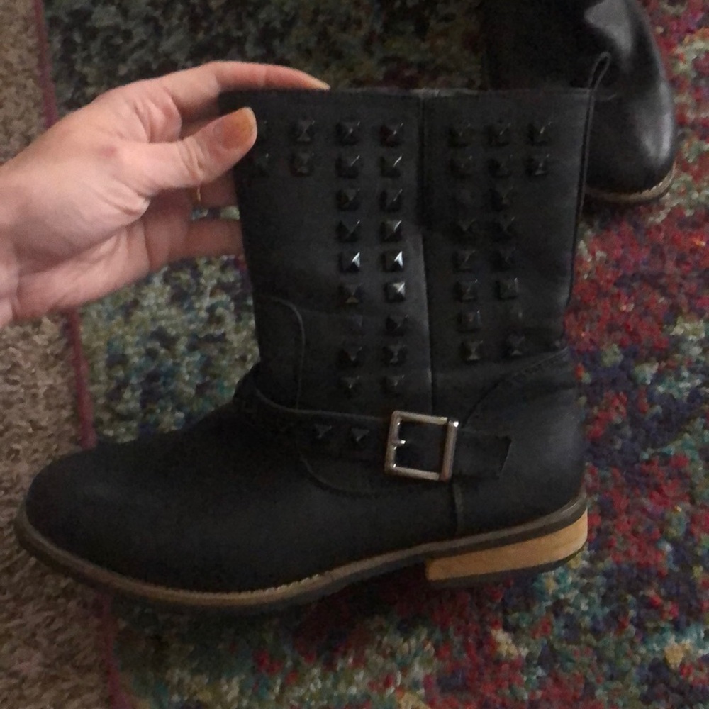 Size 6 booties!
